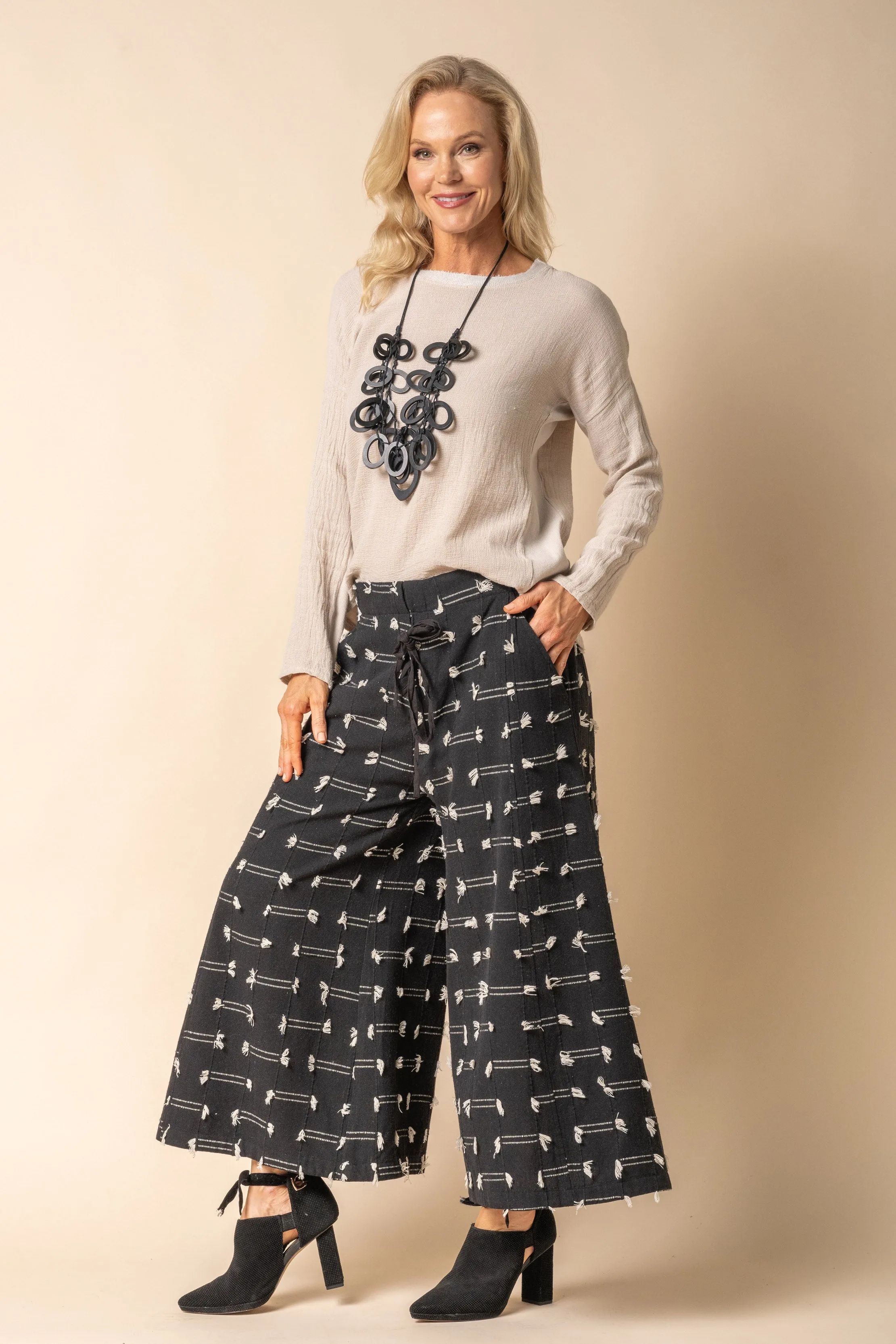 Aloka Pants in Onyx