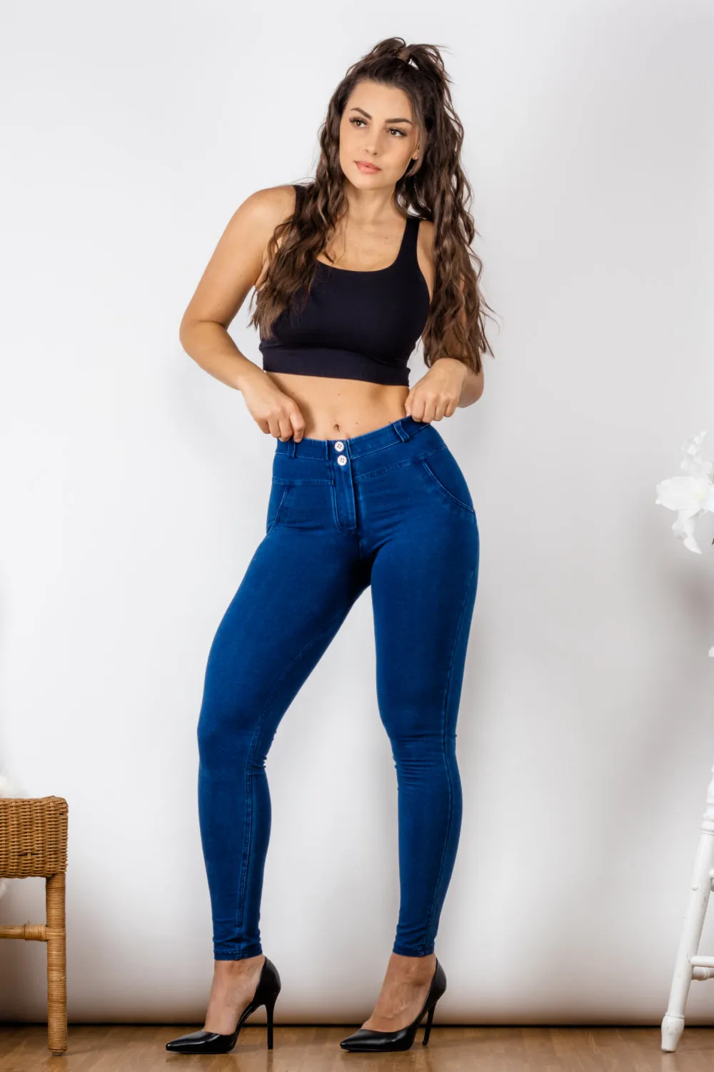Baeful Buttoned Skinny Jeans