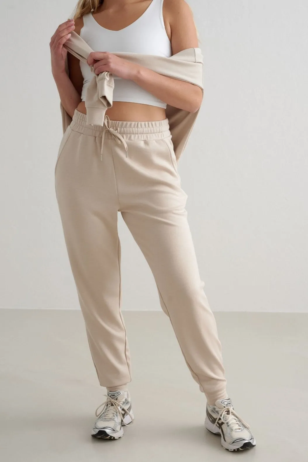 Comfy Modal Pants | Cafe Au Lait