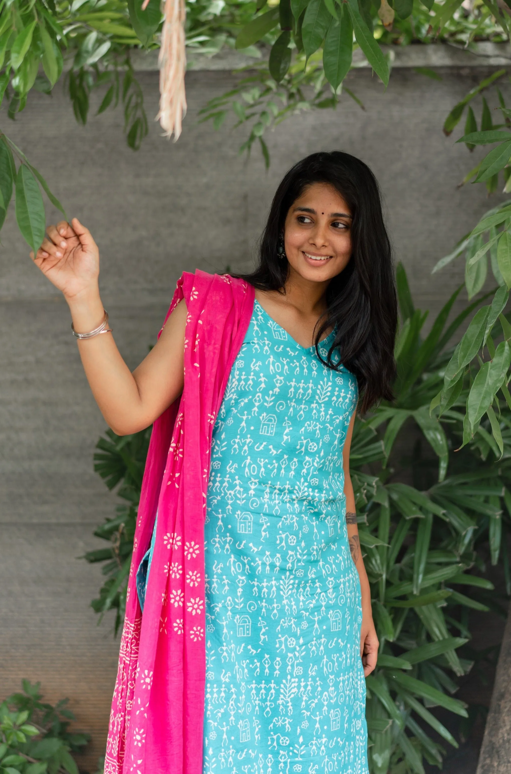 EXP - Aparna - Turquoise