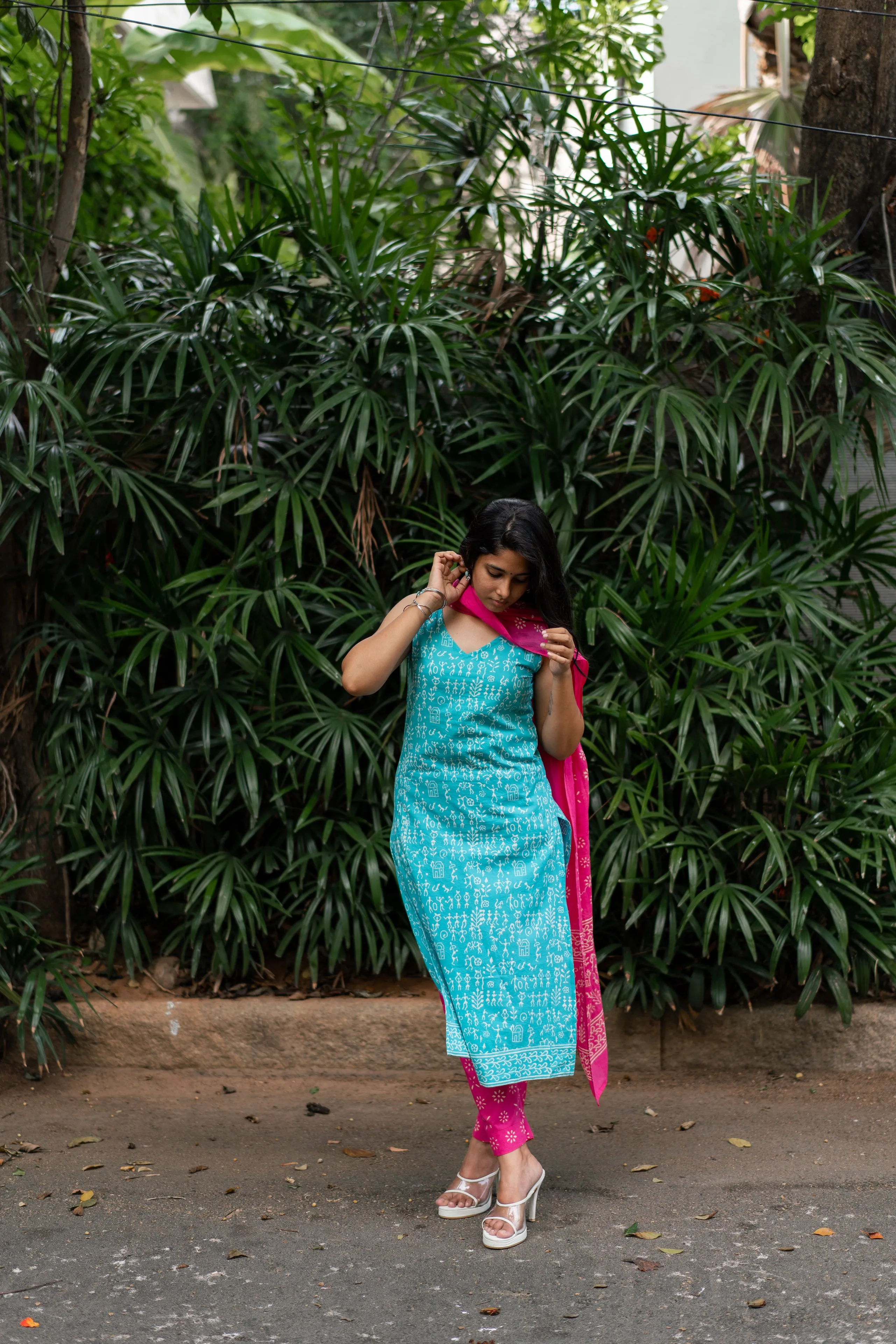 EXP - Aparna - Turquoise