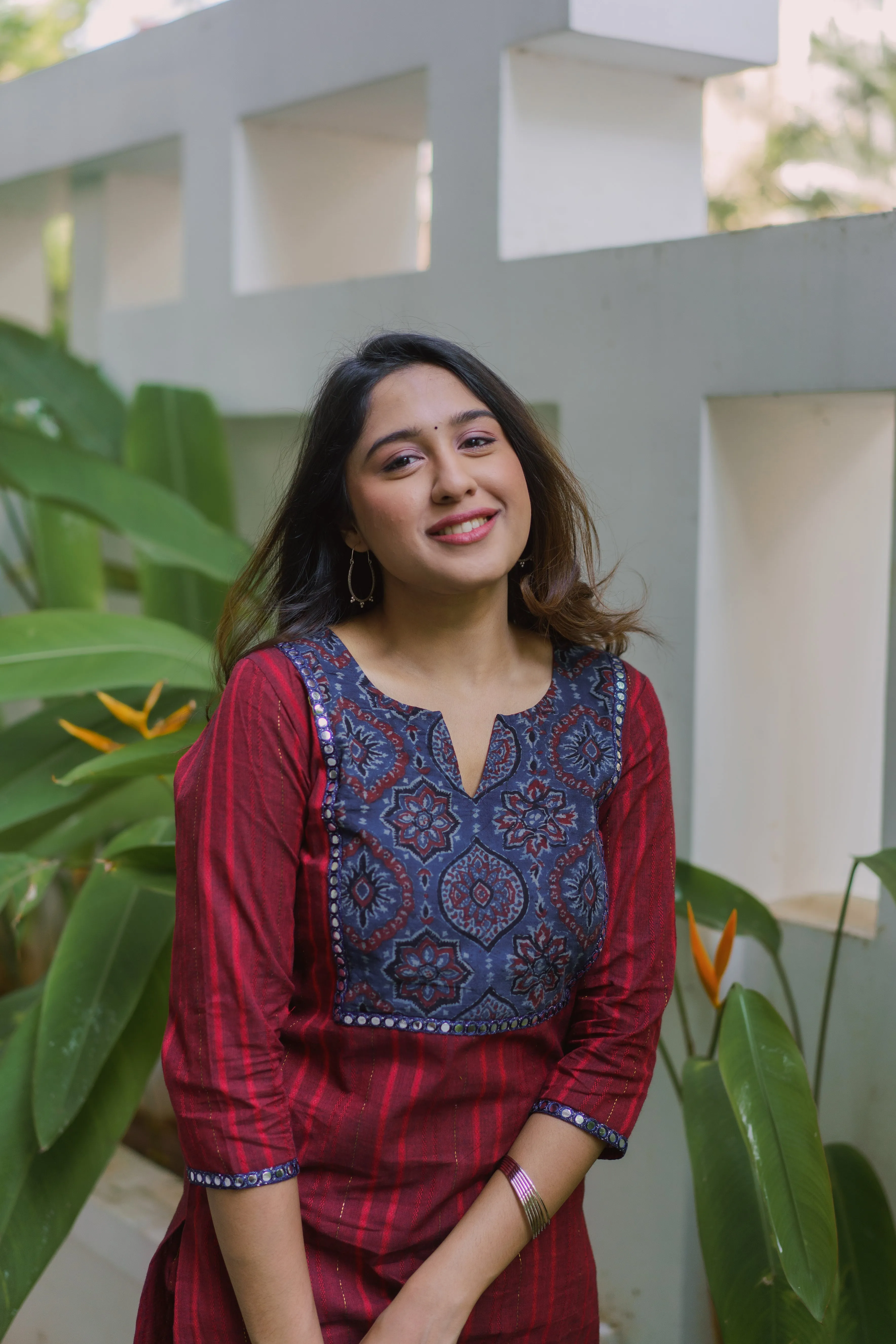 EXP - Swati - Maroon
