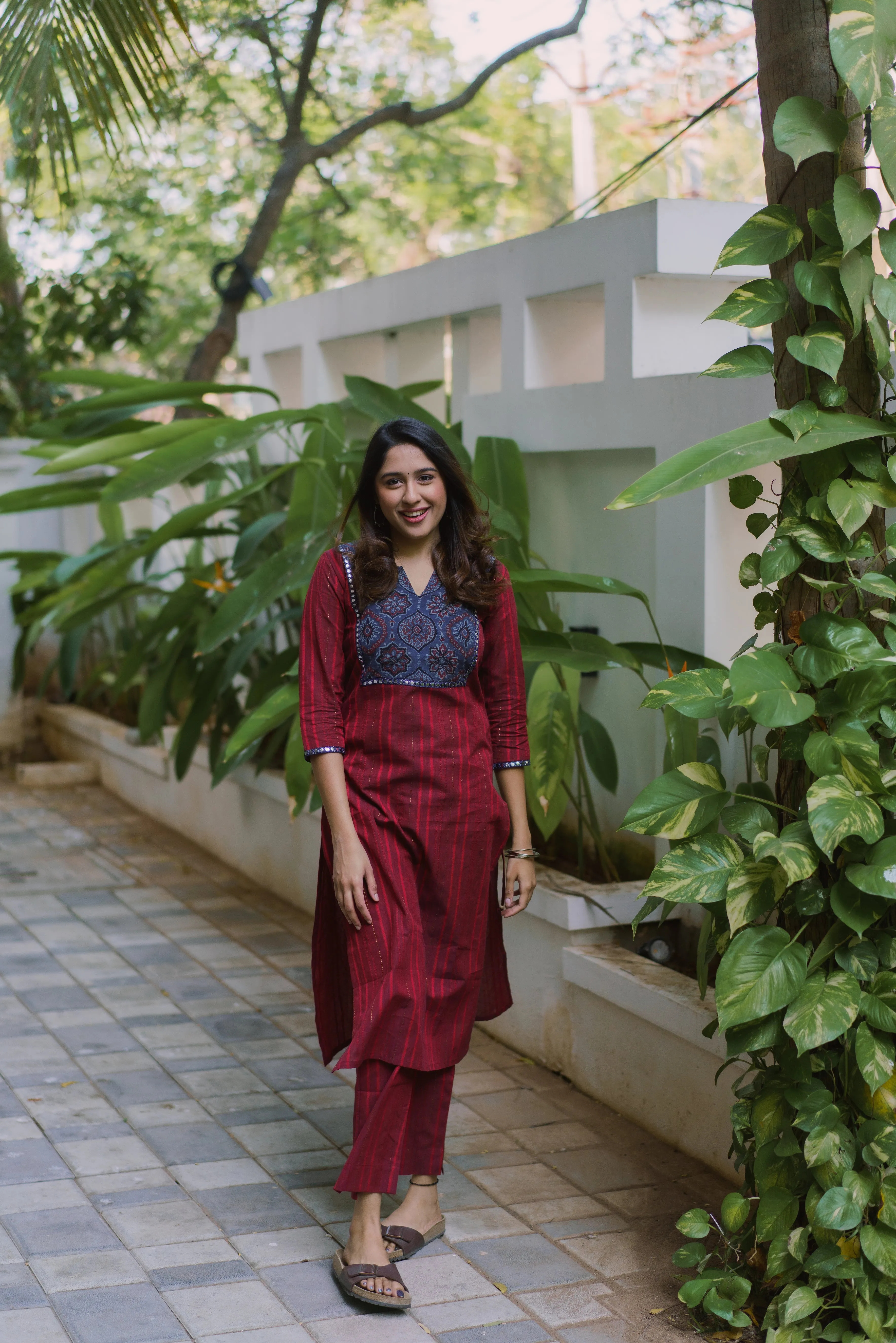 EXP - Swati - Maroon