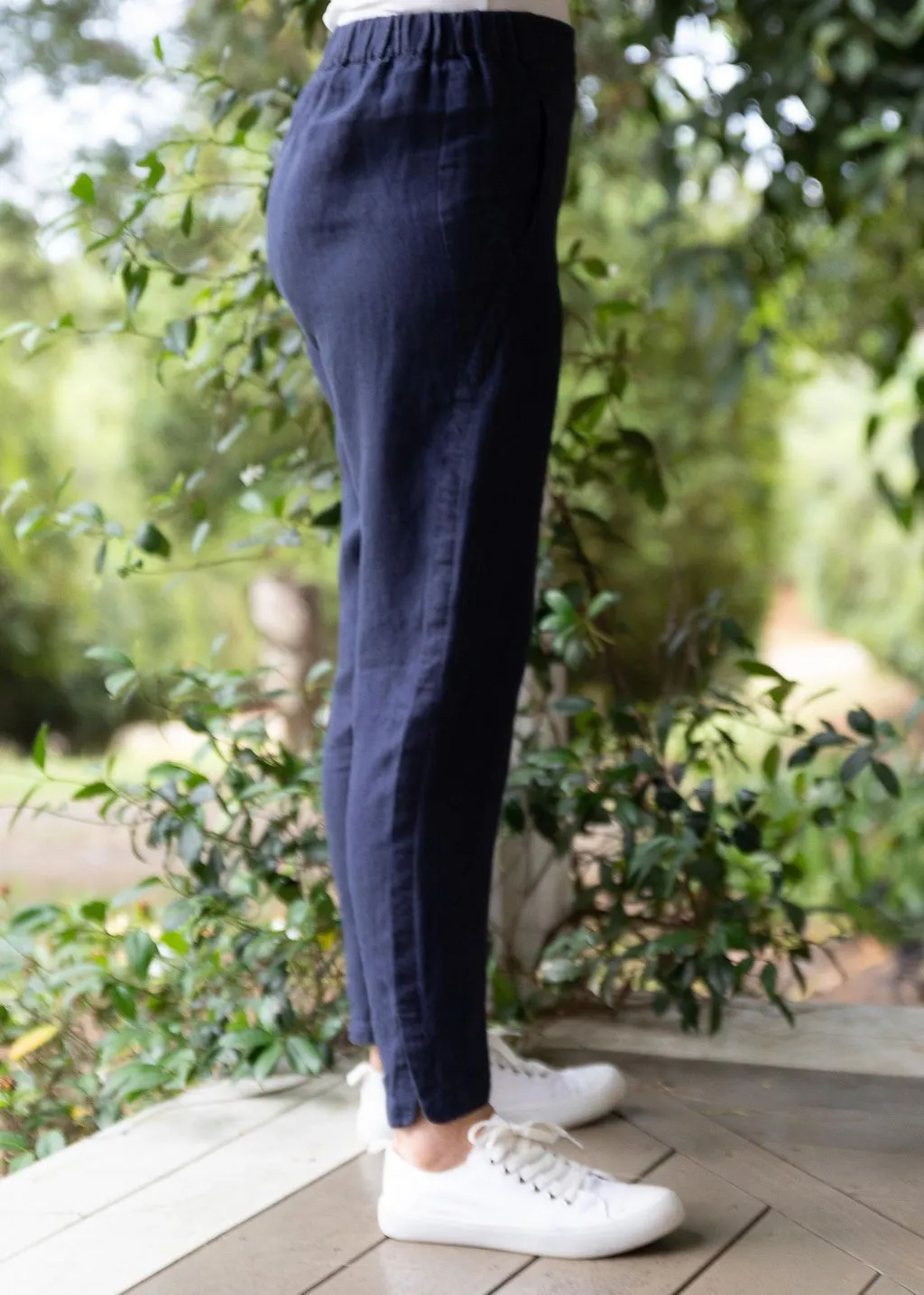 Goondiwindi Cotton 100% Linen Classic Pant - Navy