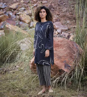 Khara Kapas Under the Moon Co-ord Set 100% Cotton  Black and Off-white KW665
