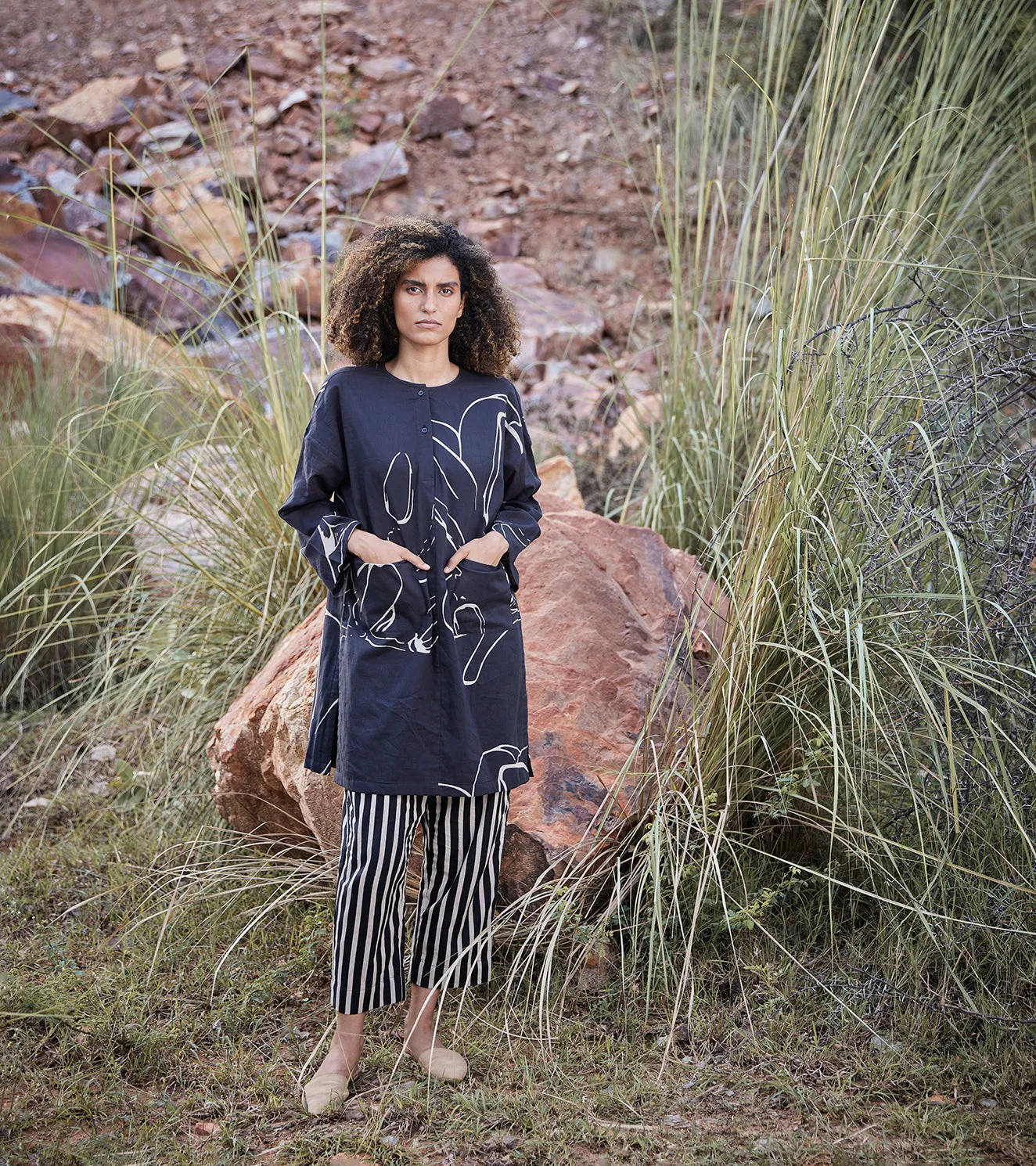 Khara Kapas Under the Moon Co-ord Set 100% Cotton  Black and Off-white KW665