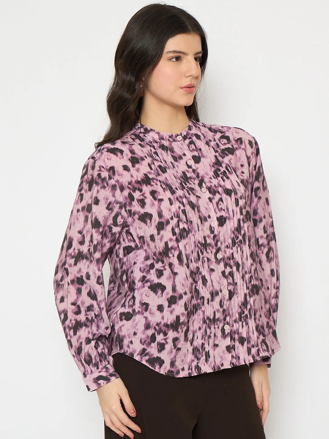 Madame Button Detailed Printed Mauve Chambray Top