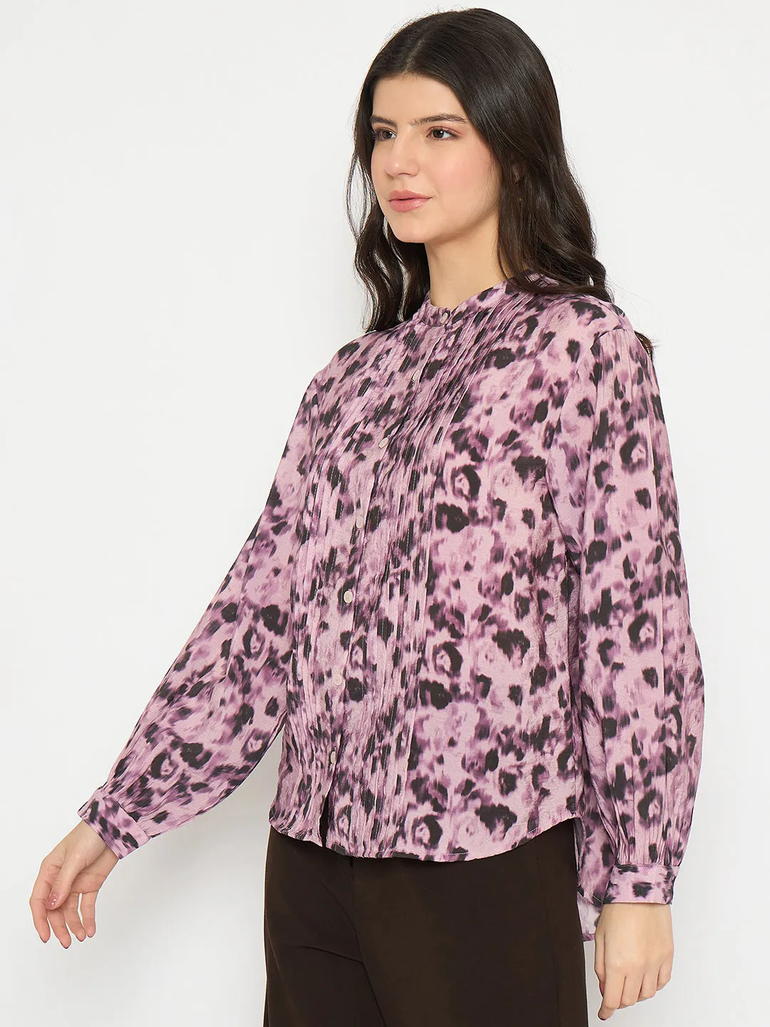 Madame Button Detailed Printed Mauve Chambray Top