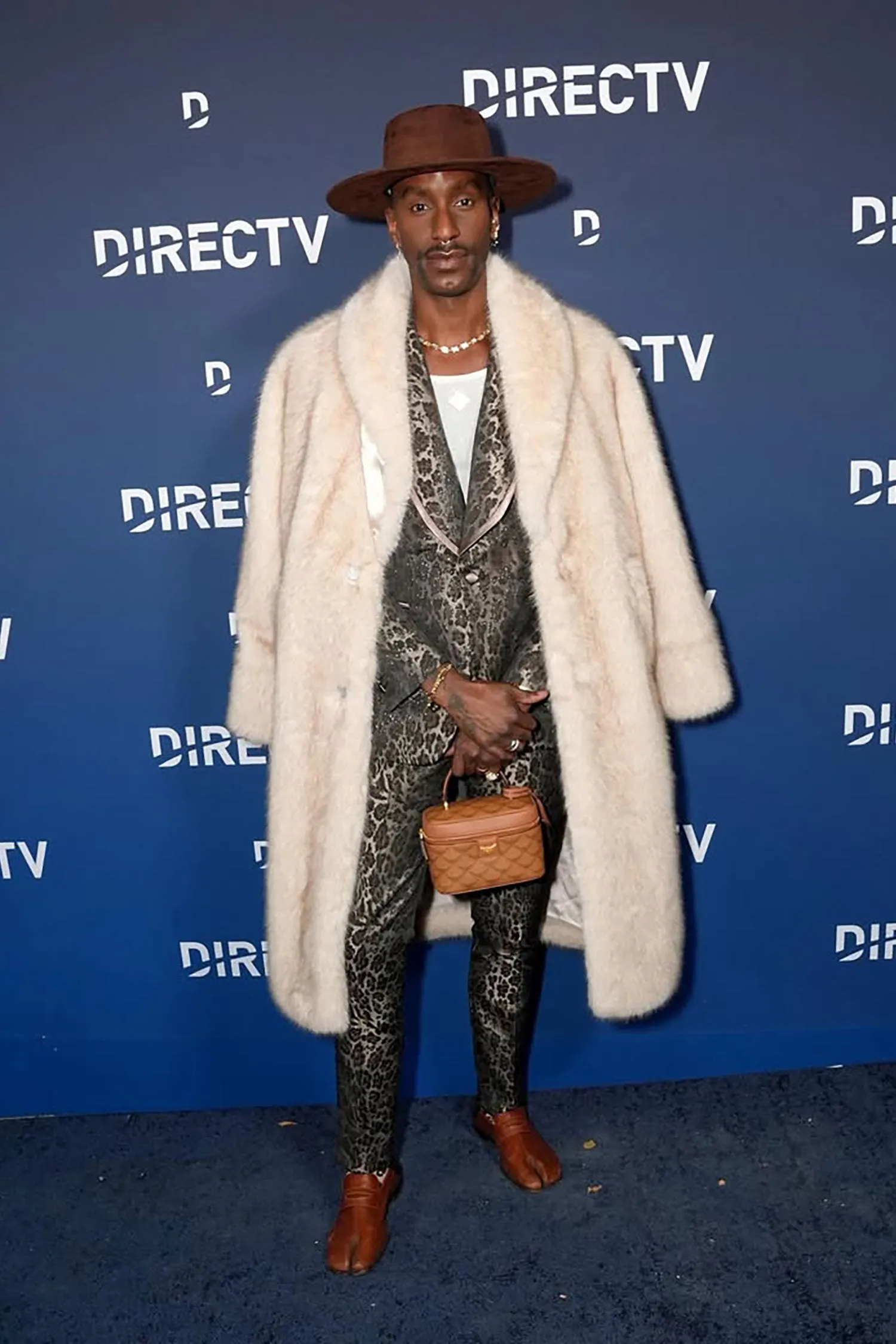 Modern Leo Blazer