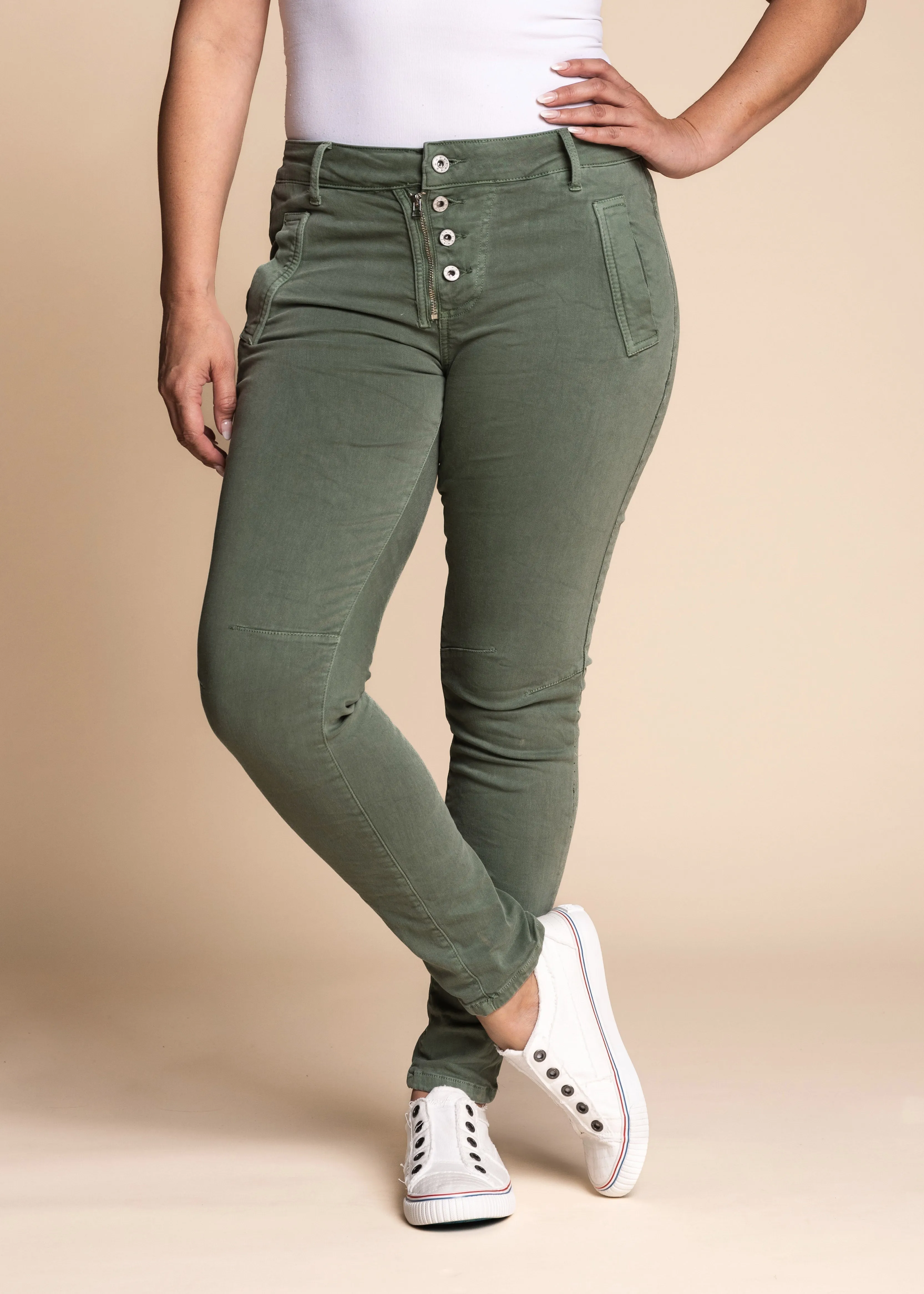 Nessie Pants in Olive