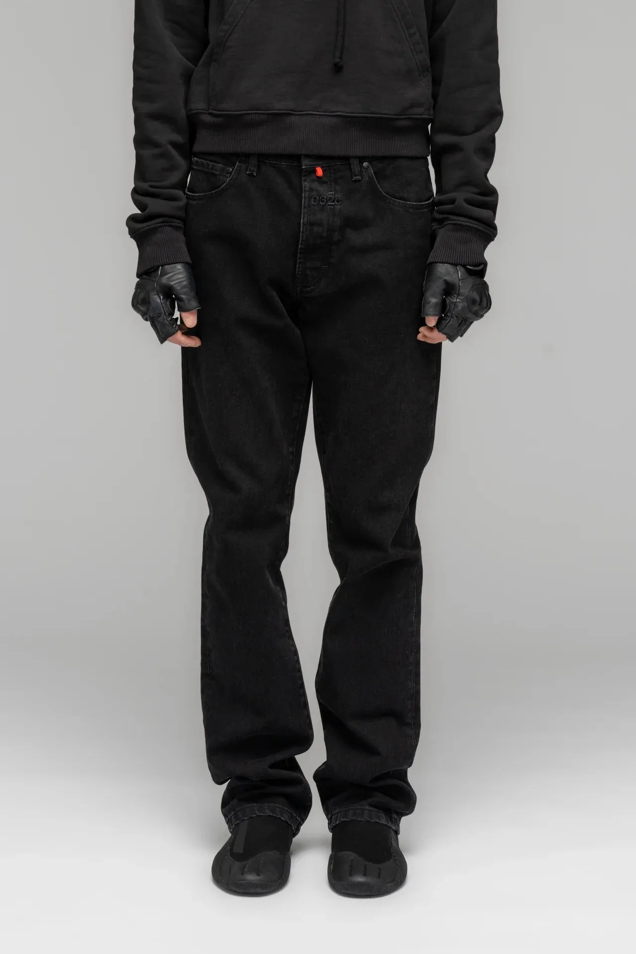 NEW CLASSIC STRAIGHT LEG JEAN - WASHED BLACK