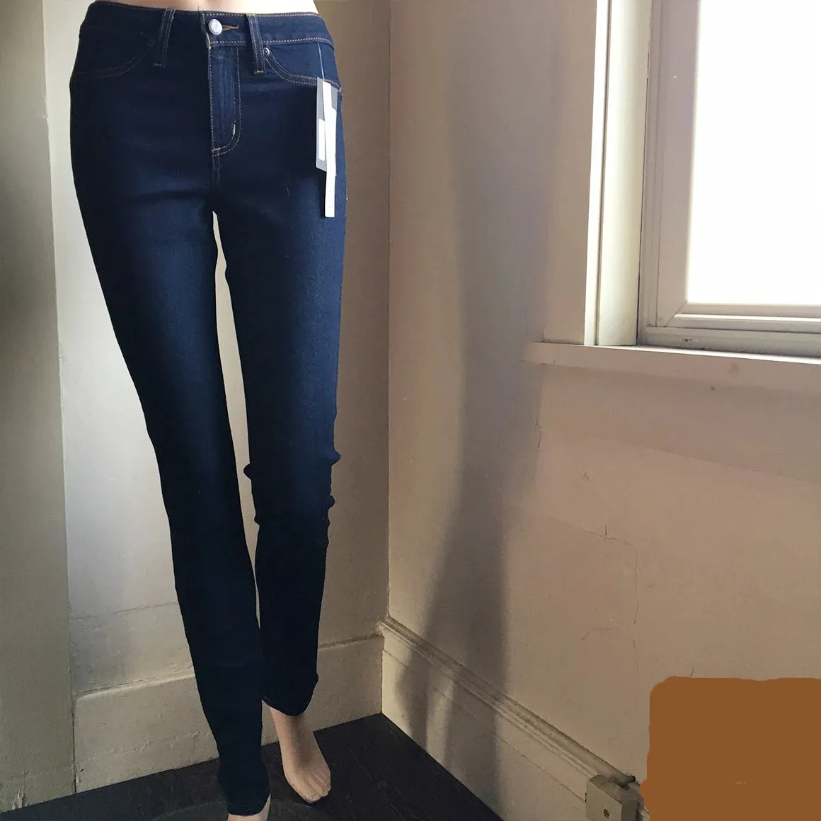 Women's Margaret M | Miracle Comfort Straight Leg Jean | Dark Indigo