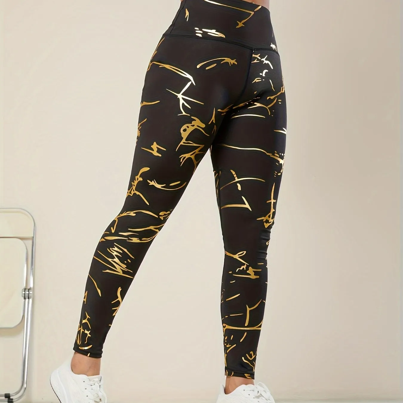 Yoga Leggings With Golden Detailing - Stretchy, High-WaistNon-See-Through Activewear Pants For Running & Fitness