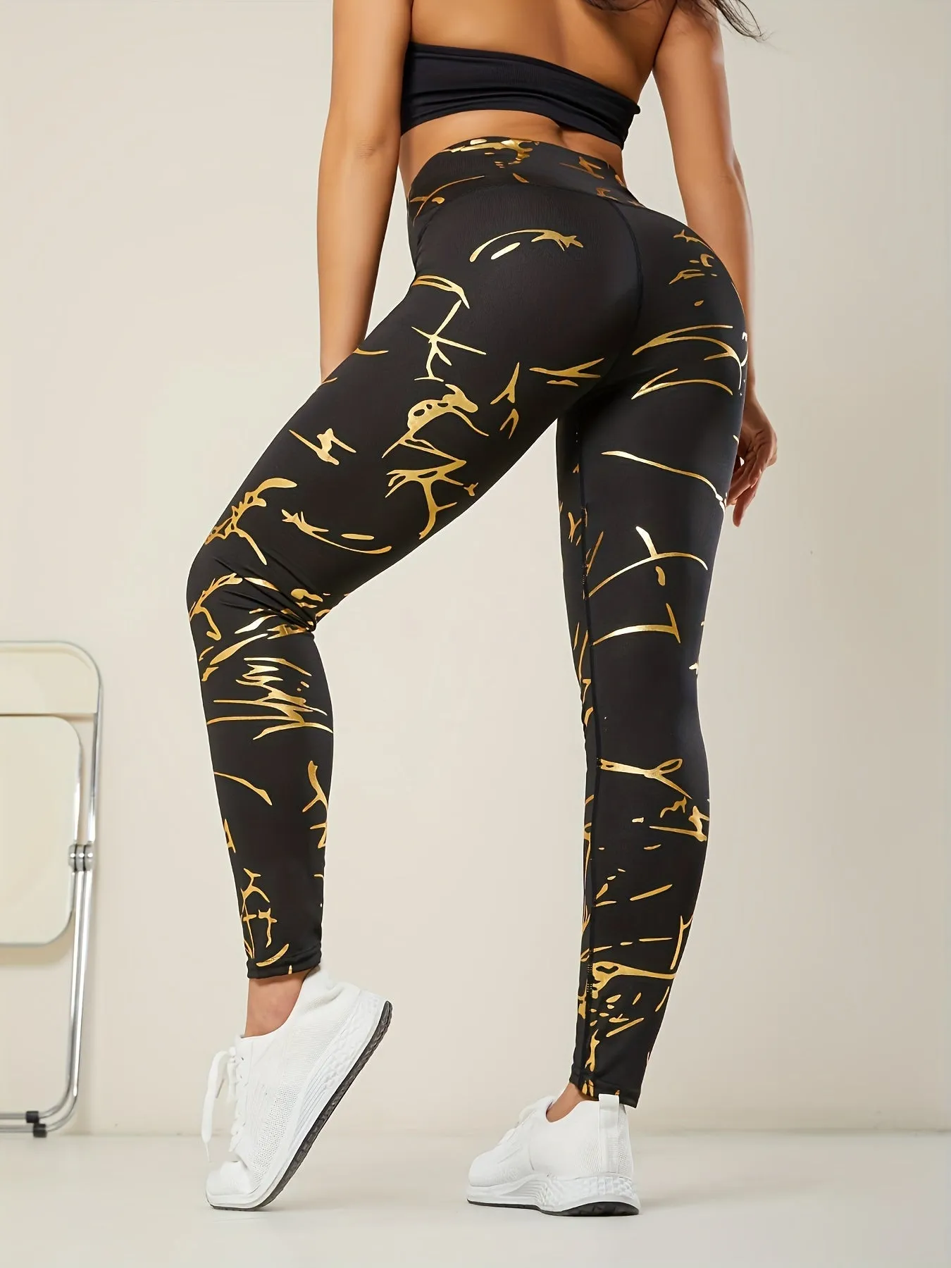 Yoga Leggings With Golden Detailing - Stretchy, High-WaistNon-See-Through Activewear Pants For Running & Fitness