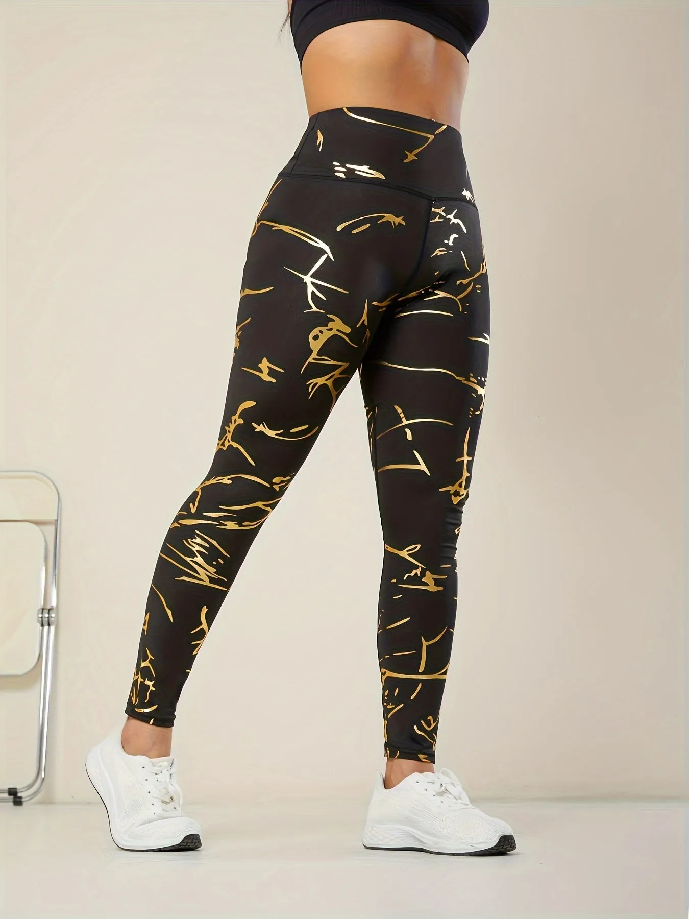 Yoga Leggings With Golden Detailing - Stretchy, High-WaistNon-See-Through Activewear Pants For Running & Fitness